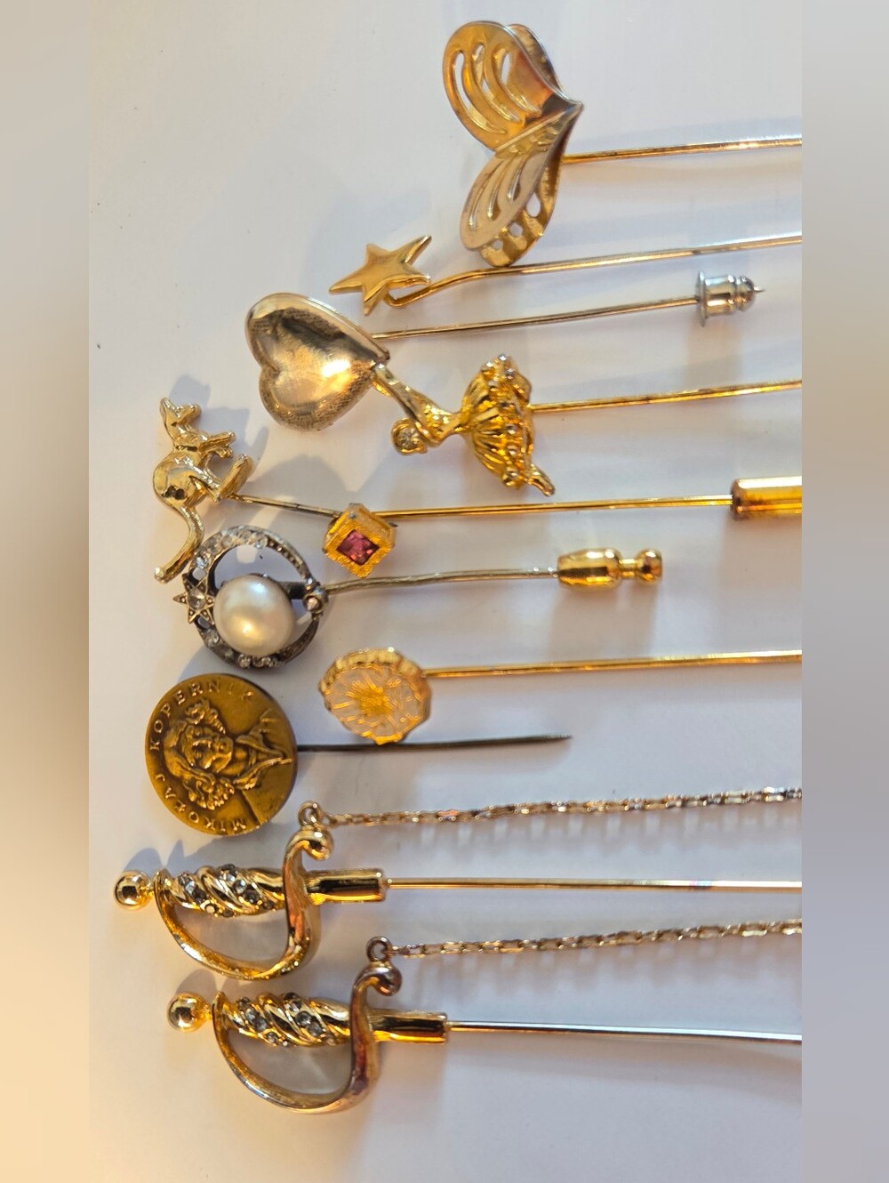 Gold-Tone Women's Stick Pins Set with Pearl and Decorative Motifs